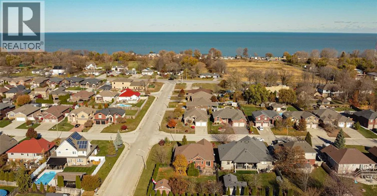 1381 Emma Street, Lakeshore, ON, N0R 1A0 - 33