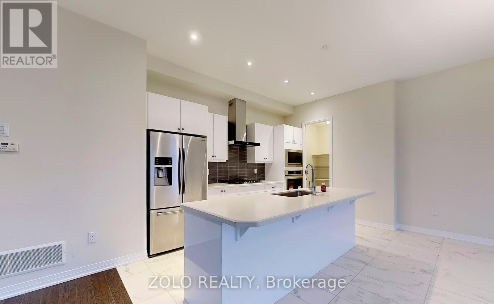 3705 Lakepoint Drive, Severn, ON, L3V 6H3 - 6