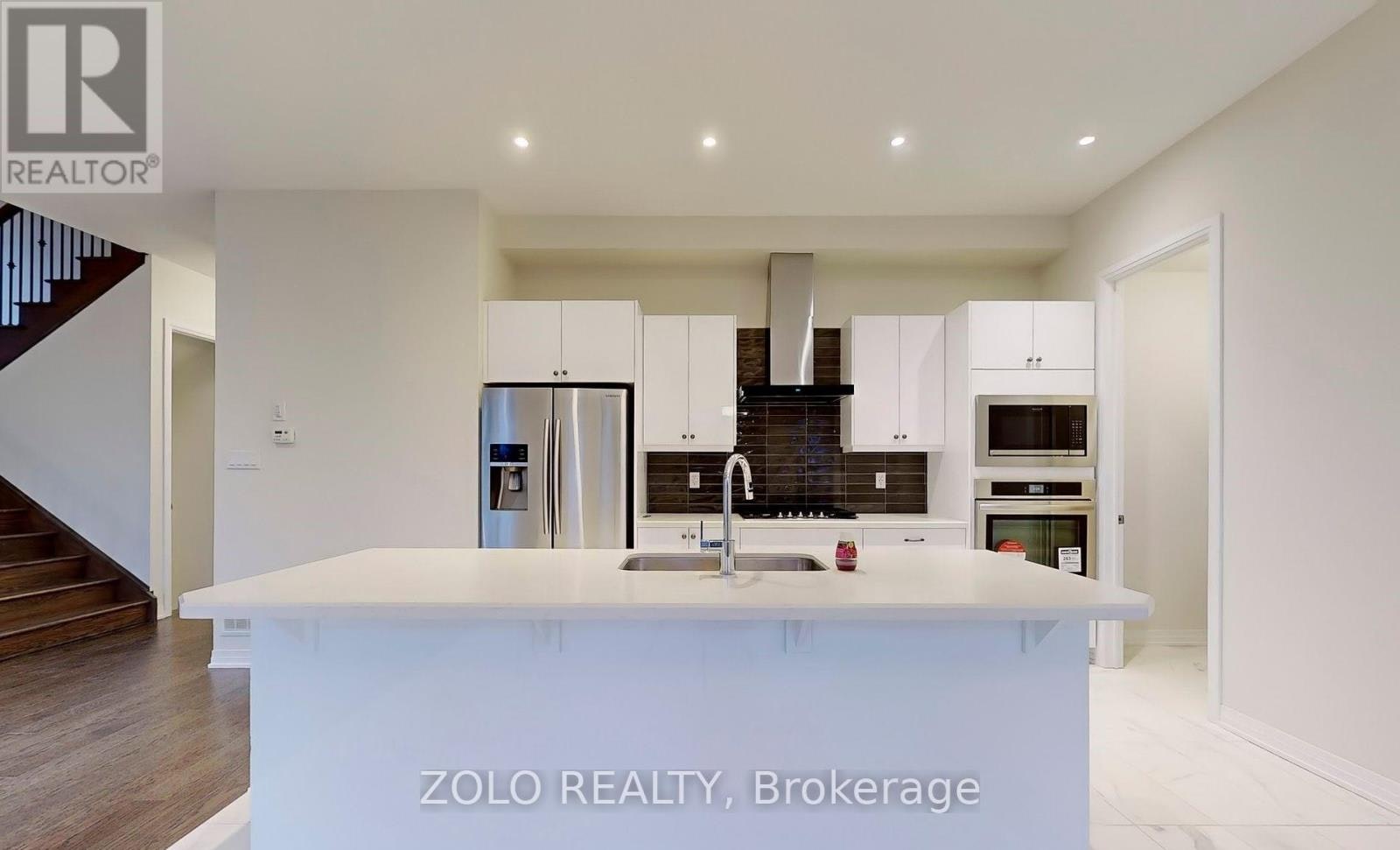 3705 Lakepoint Drive, Severn, ON, L3V 6H3 - 7