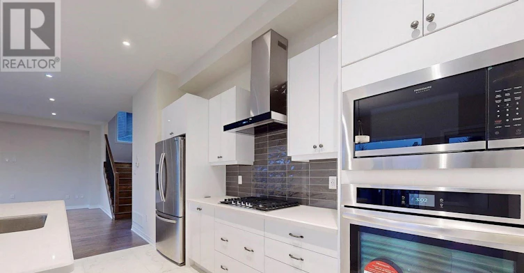 3705 Lakepoint Drive, Severn, ON, L3V 6H3 - 9