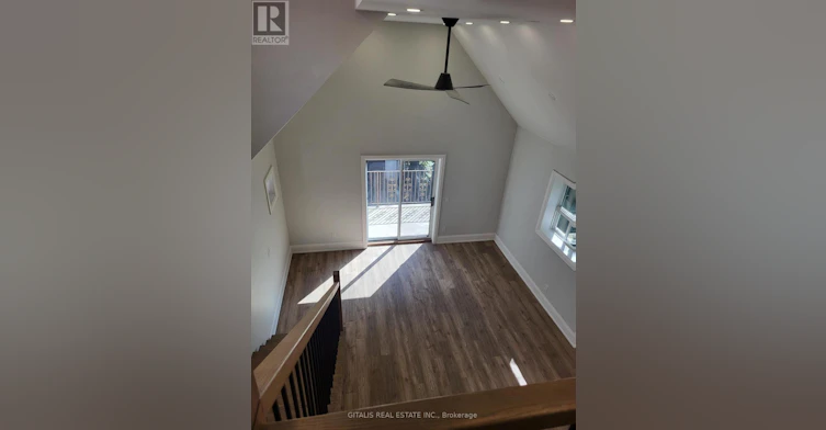 UPSTAIRS-195 Oakmount Road N, Toronto, ON, M6P 2N1 - 7