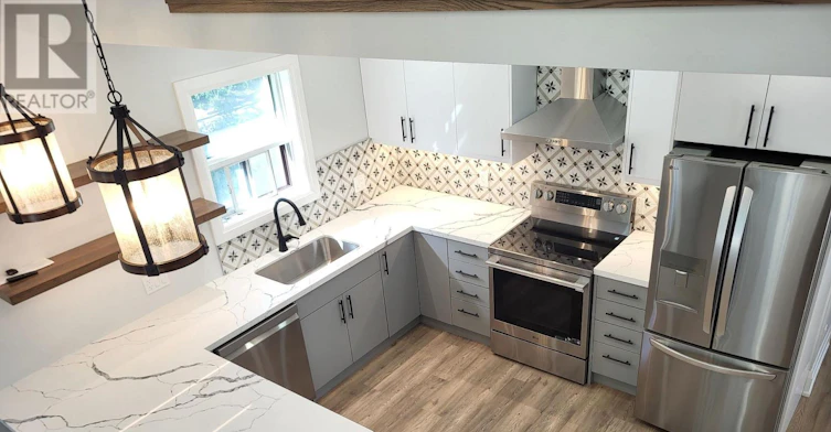 UPSTAIRS-195 Oakmount Road N, Toronto, ON, M6P 2N1 - 6