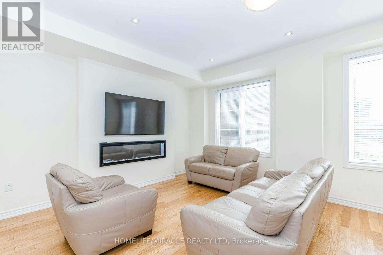 32 Arcola Street, Brampton, ON, L6P 4N7 - 21