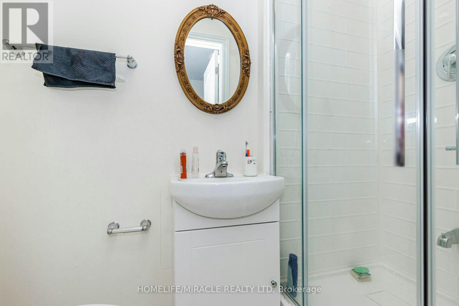 32 Arcola Street, Brampton, ON, L6P 4N7 - 11