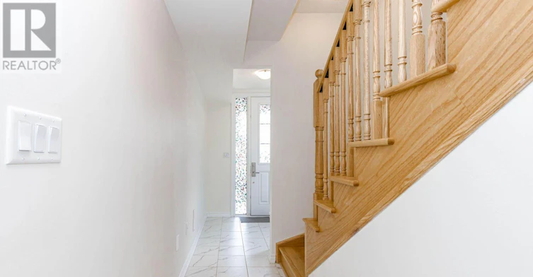 32 Arcola Street, Brampton, ON, L6P 4N7 - 6