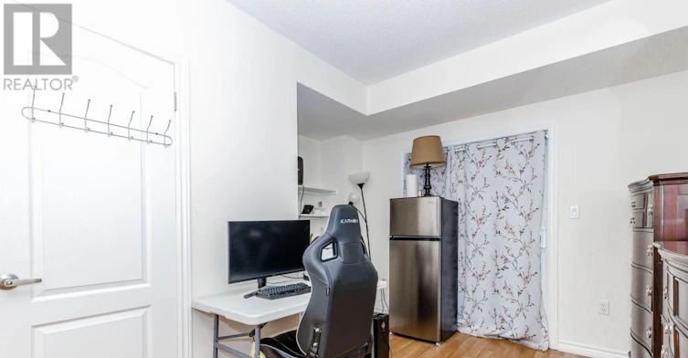 32 Arcola Street, Brampton, ON, L6P 4N7 - 8