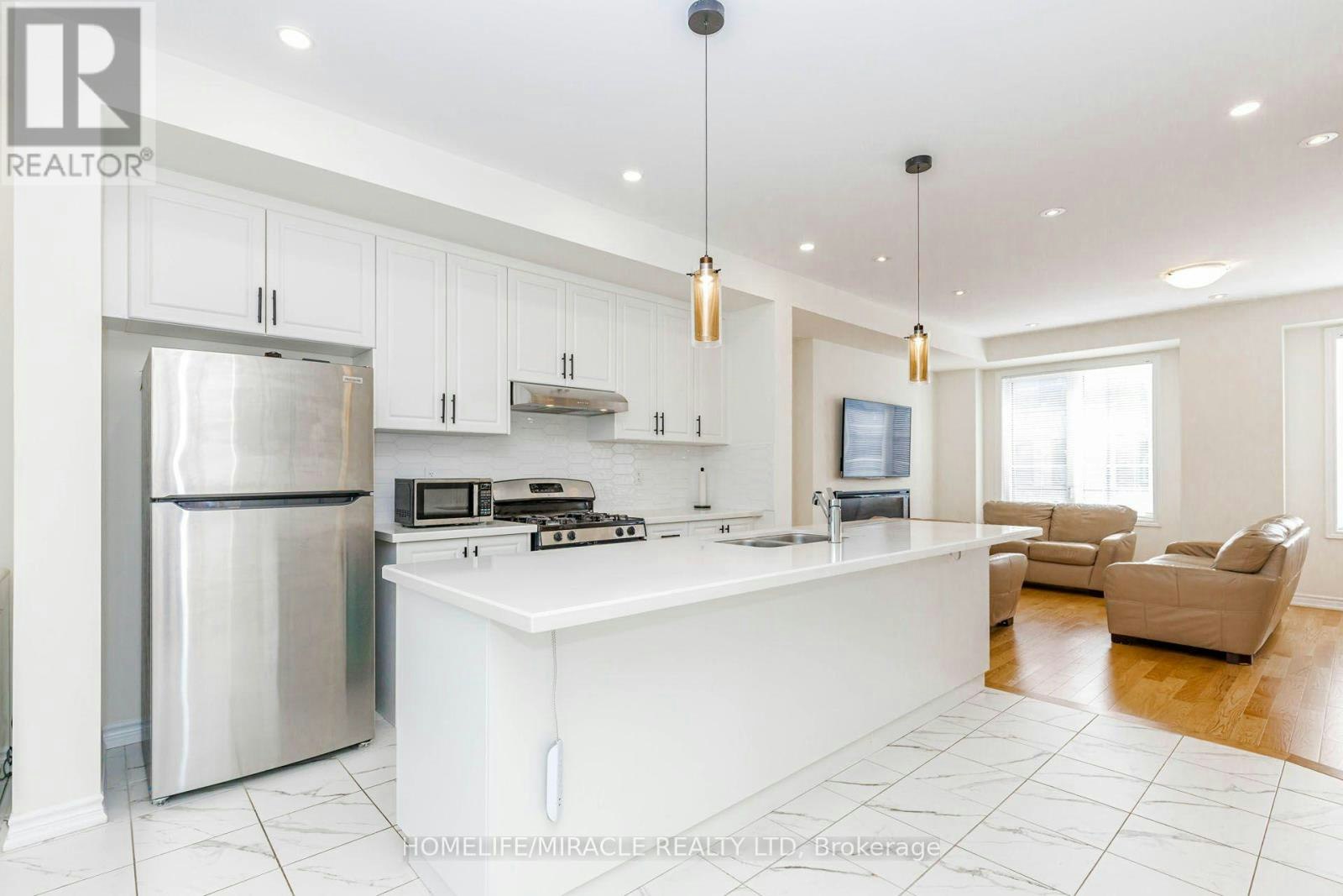 32 Arcola Street, Brampton, ON, L6P 4N7 - 14