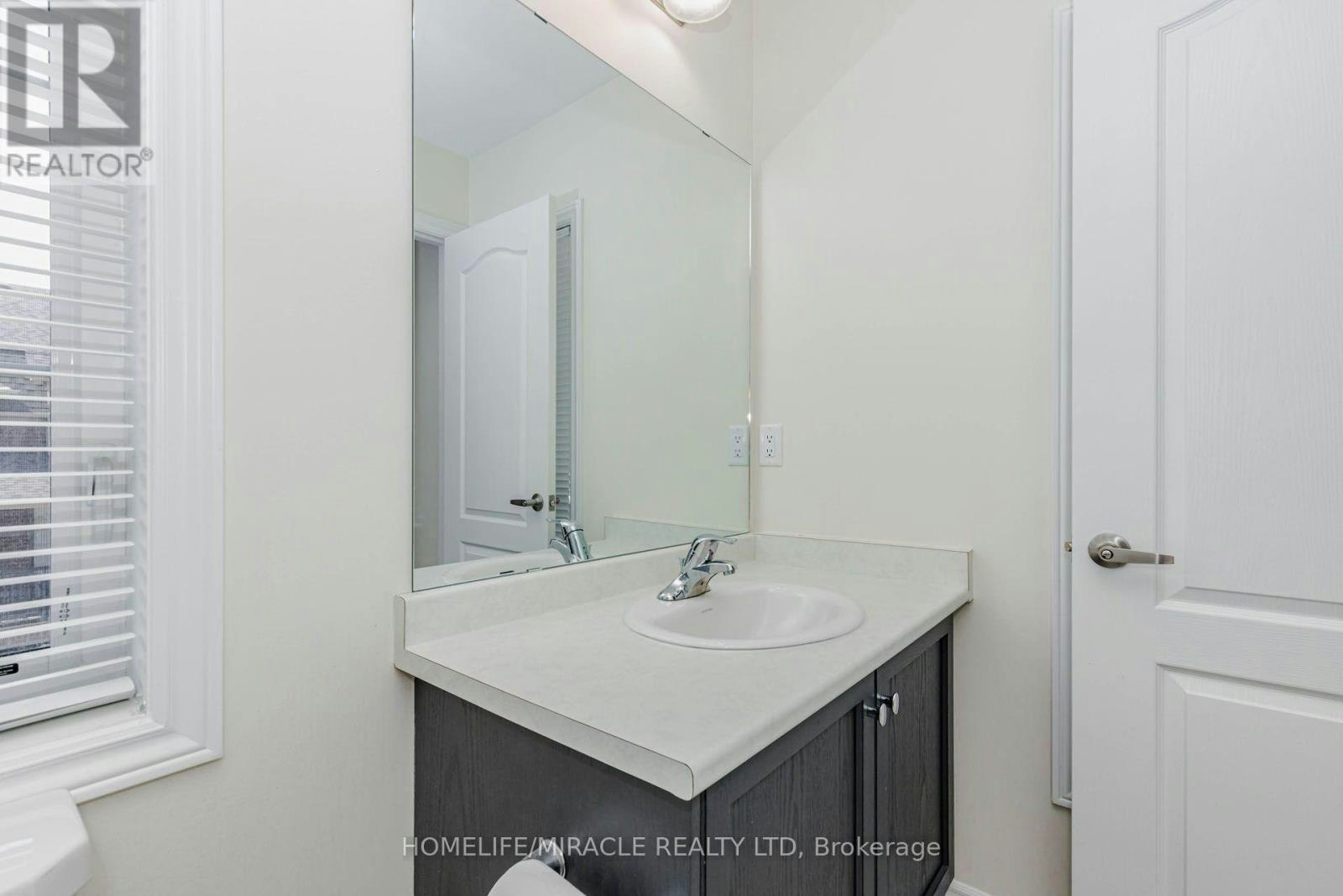 32 Arcola Street, Brampton, ON, L6P 4N7 - 36