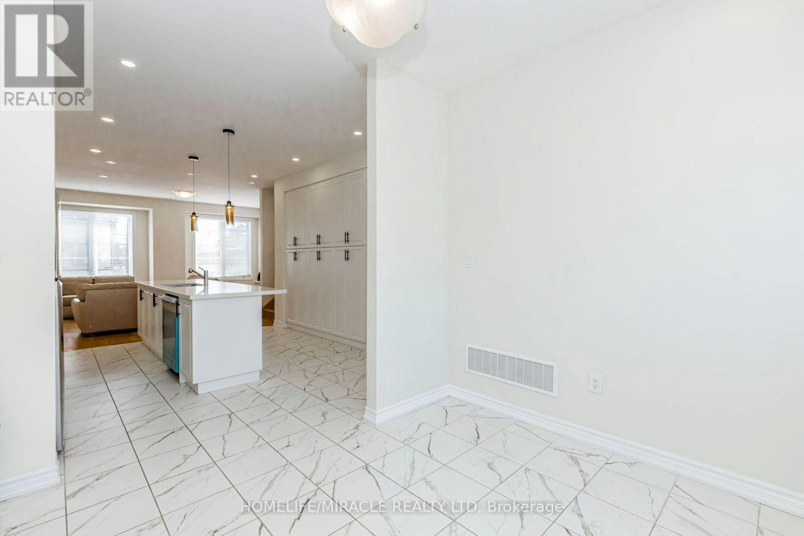 32 Arcola Street, Brampton, ON, L6P 4N7 - 25