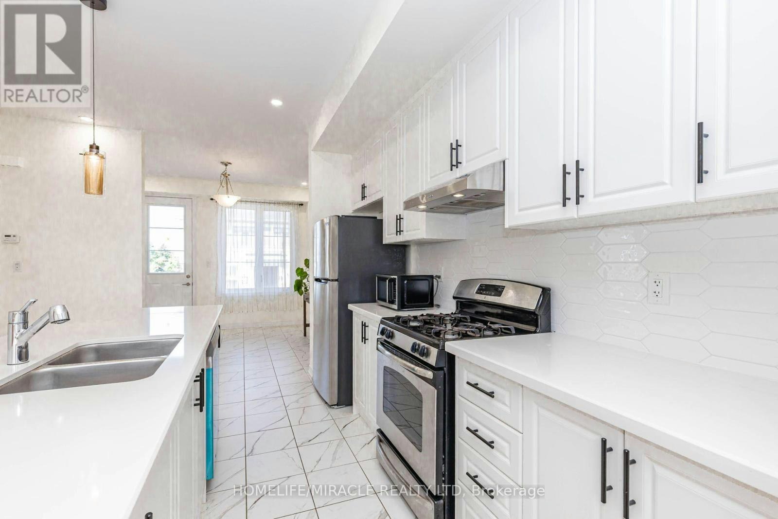 32 Arcola Street, Brampton, ON, L6P 4N7 - 17