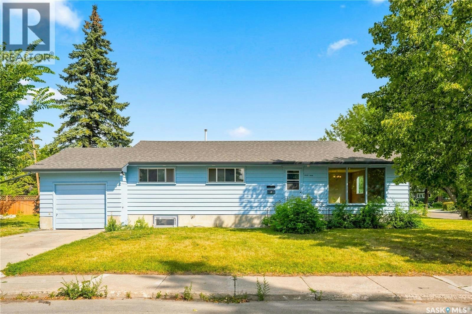 1401 10th Street E, Saskatoon, SK, S7H 0J4
