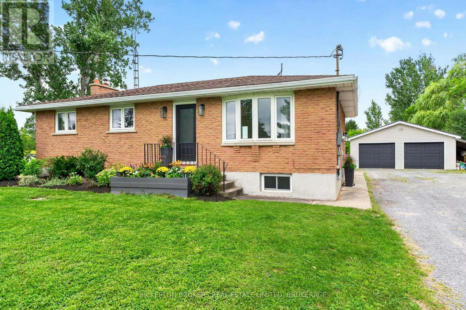 62 Haig Road, Leeds and the Thousand Islands, ON, K7G 2V4