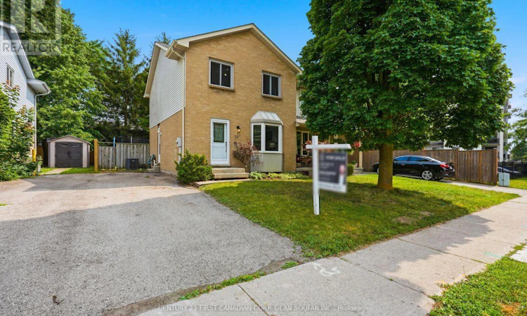 33 Ashley Crescent