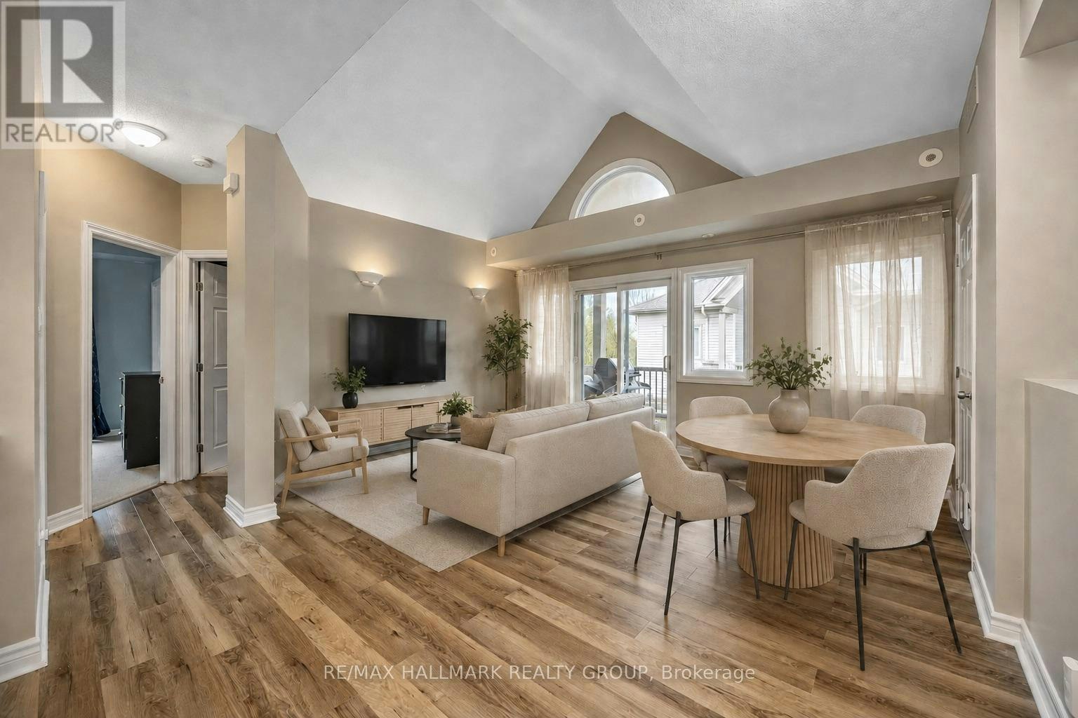 L-1109 Stittsville Main Street, Ottawa, ON, K2S 0C8 - 2