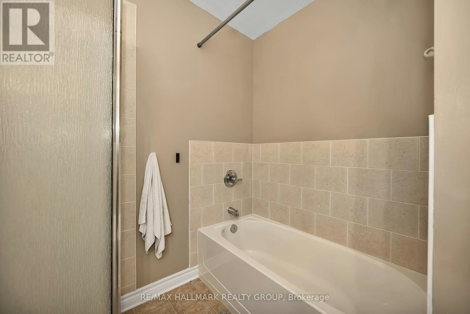 L-1109 Stittsville Main Street, Ottawa, ON, K2S 0C8 - 13