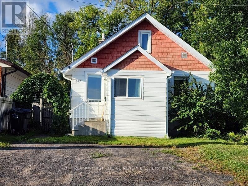 587 Tupper Street, Thunder Bay, ON, P7A 4A1