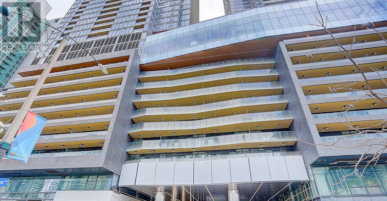 3909-3 Concord Cityplace Way, Toronto, ON, M5V 0X4 - 5