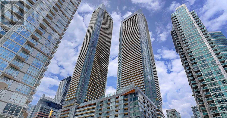 3909-3 Concord Cityplace Way, Toronto, ON, M5V 0X4 - 2