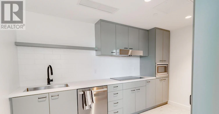 627-1050 Eastern Avenue, Toronto, ON, M4L 0B7 - 17