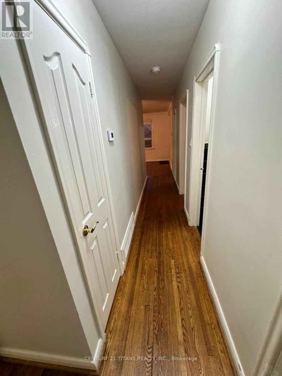 40 Tedford Drive, Toronto, ON, M1R 1M1 - 4