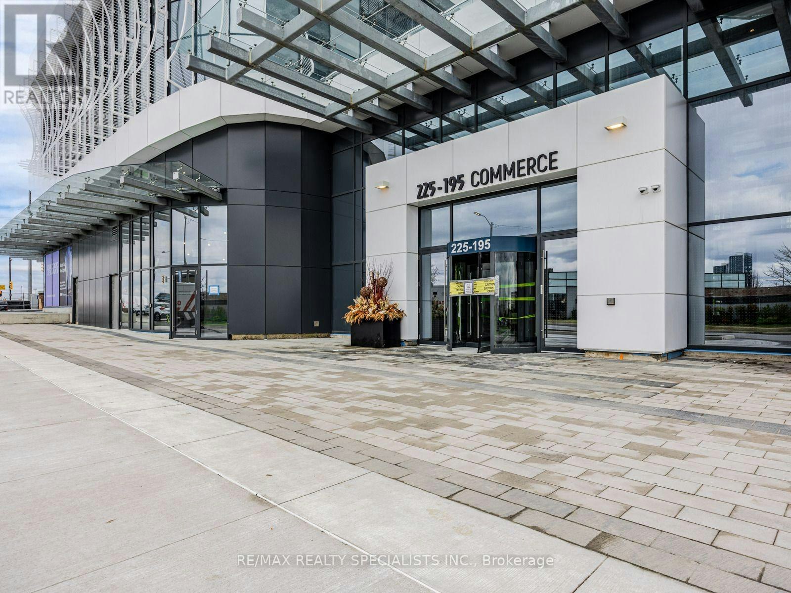 3807-195 Commerce Street, Vaughan, ON, L4K 0P9 - 2