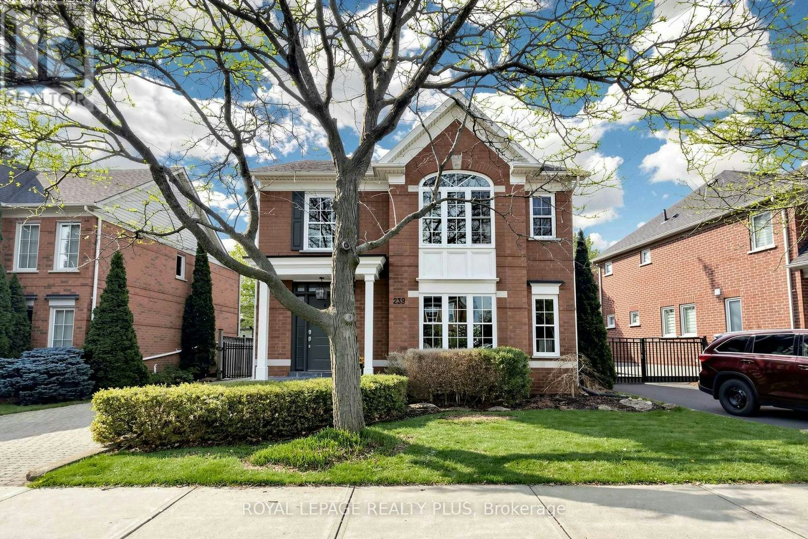 239 Westfield Trail, Oakville, ON, L6H 6H8