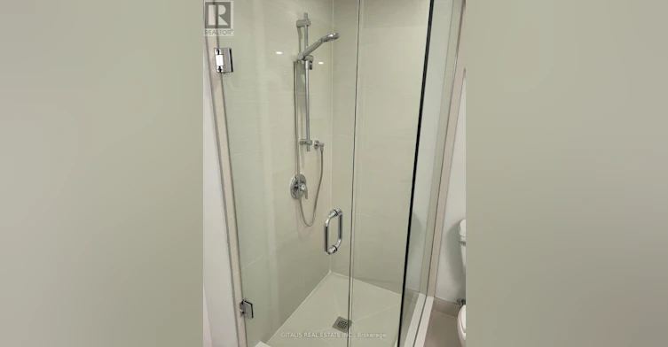 B2-195 Oakmount Road N, Toronto, ON, M6P 2N1 - 5