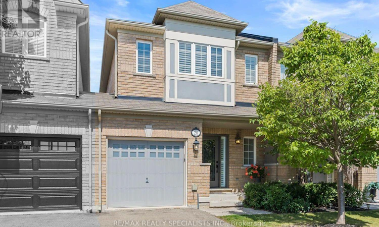 28 Chetholme Place