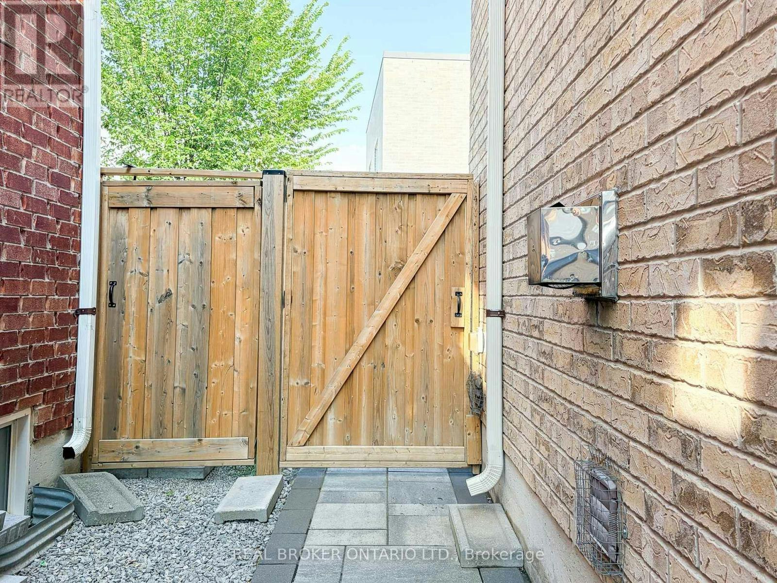 BASEMENT-135 Goodwin Crescent, Milton, ON, L9E 1H9 - 30