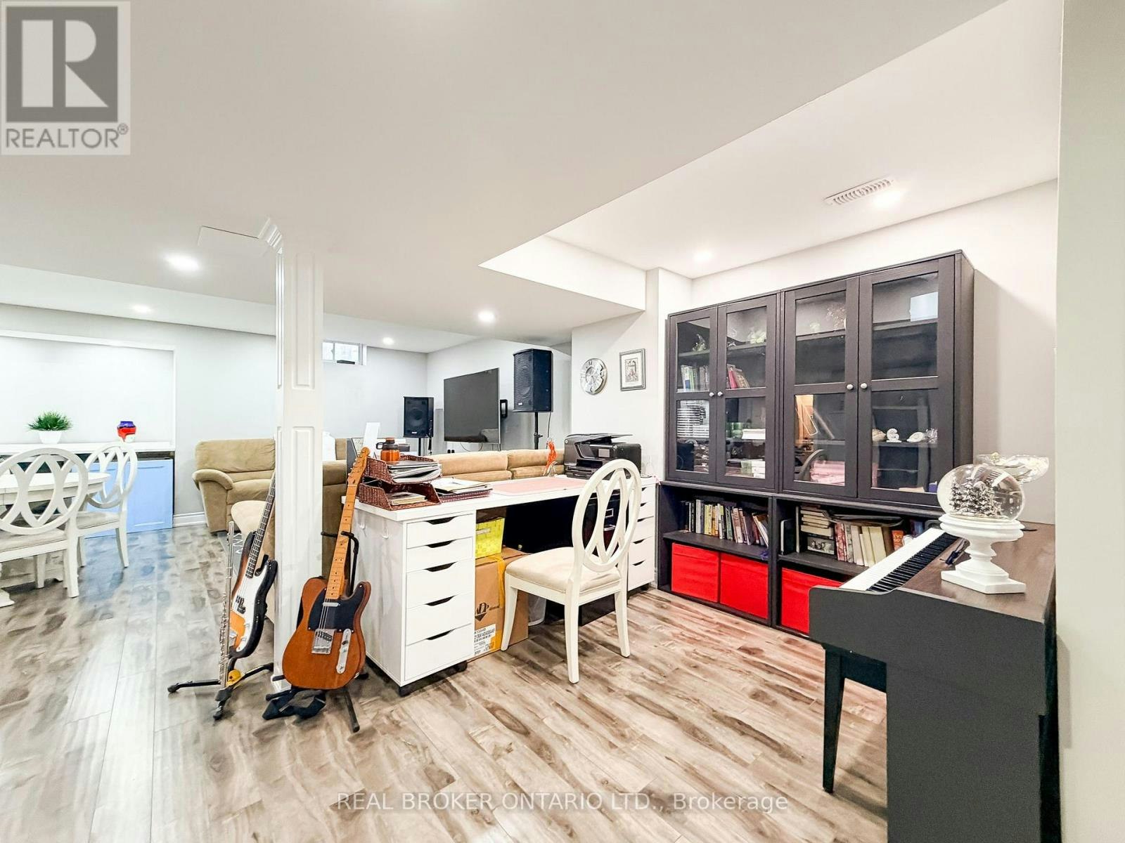 BASEMENT-135 Goodwin Crescent, Milton, ON, L9E 1H9 - 18