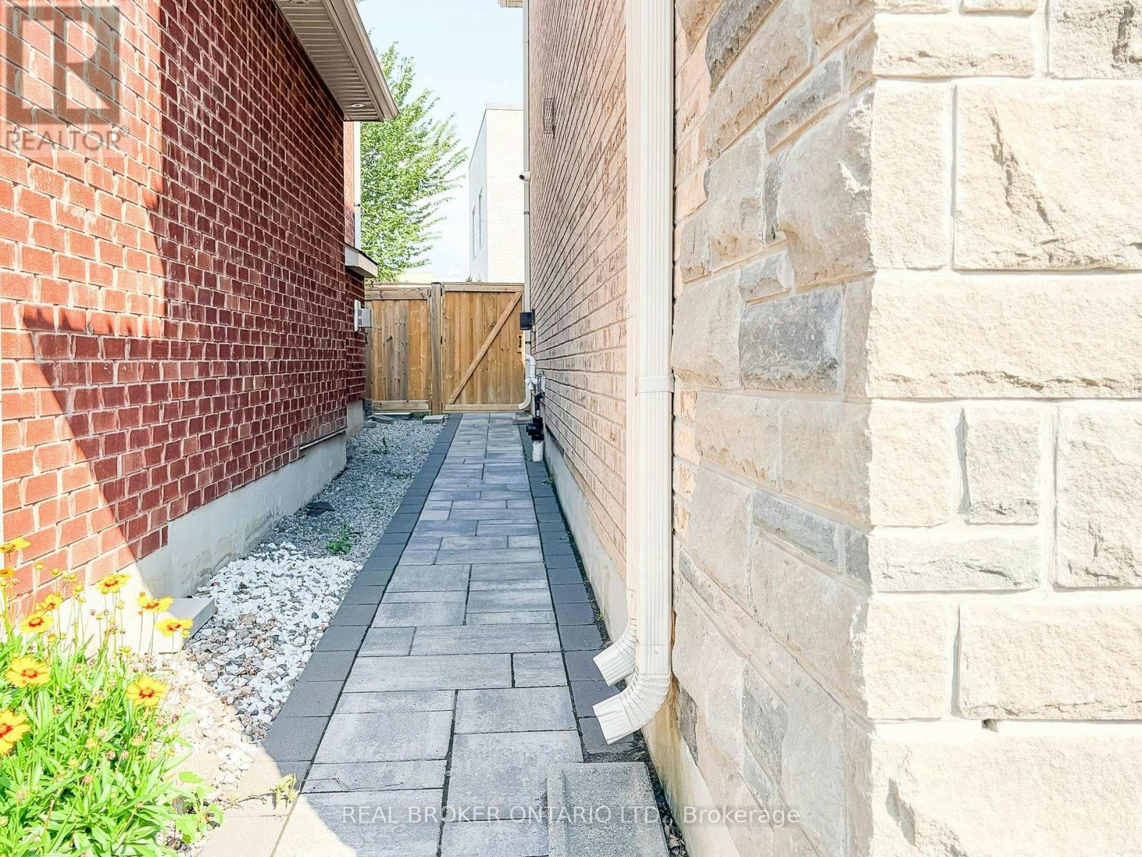 BASEMENT-135 Goodwin Crescent, Milton, ON, L9E 1H9 - 29