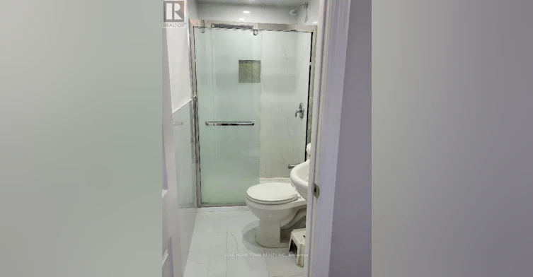 23 Castlehill Road, Brampton, ON, L6X 4E3 - 9
