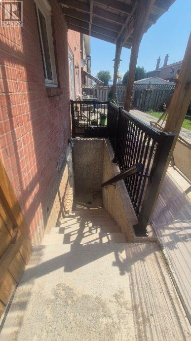 23 Castlehill Road, Brampton, ON, L6X 4E3 - 10