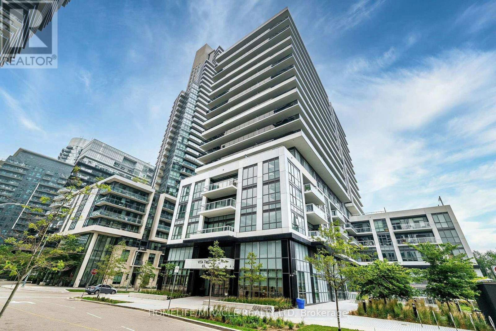 303-65 Annie Craig Drive, Toronto, ON, M8V 0C4 - 4