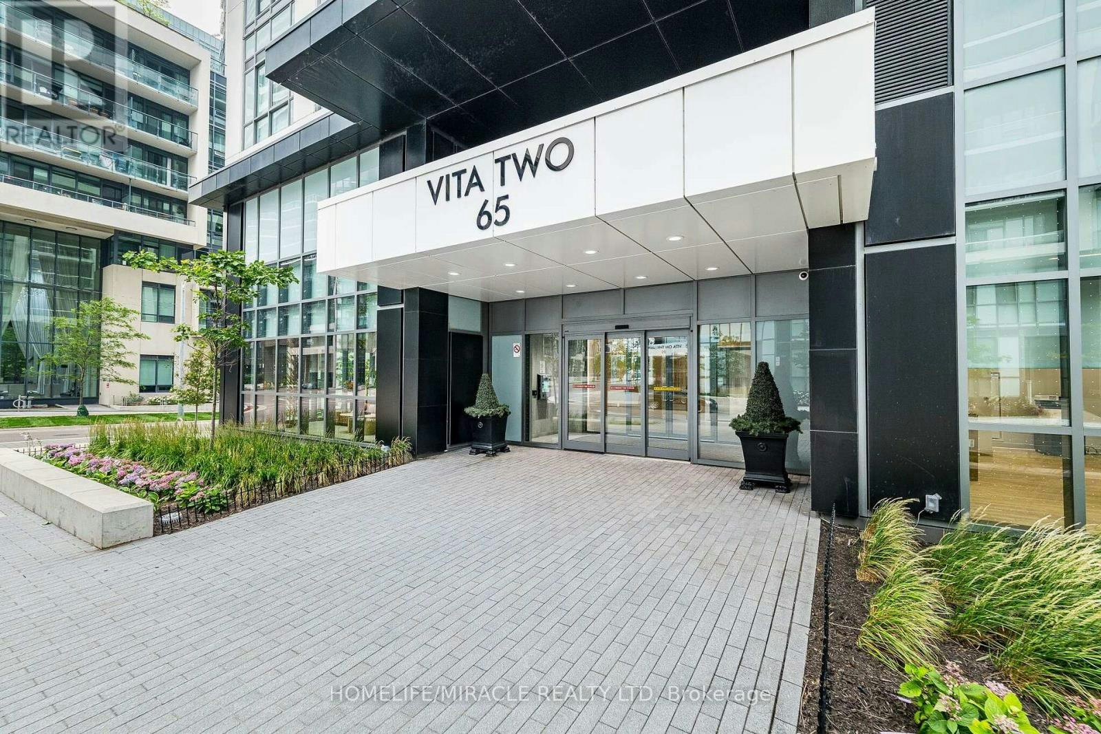 303-65 Annie Craig Drive, Toronto, ON, M8V 0C4 - 3