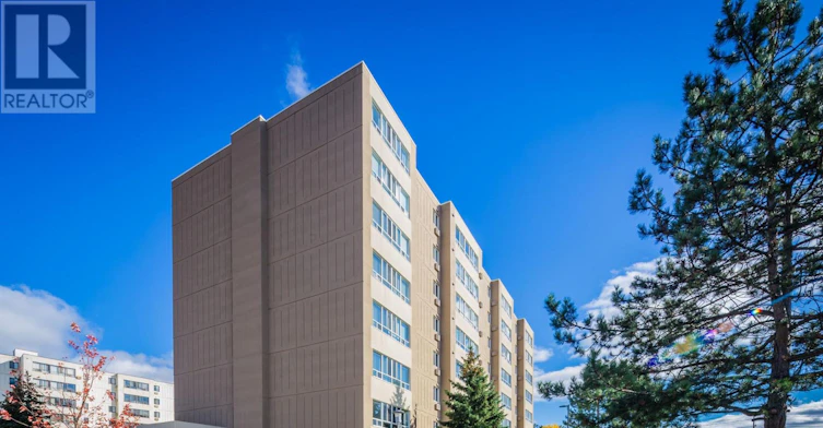 303-65 Highland Crescent, Kitchener, ON, N2M 5M8