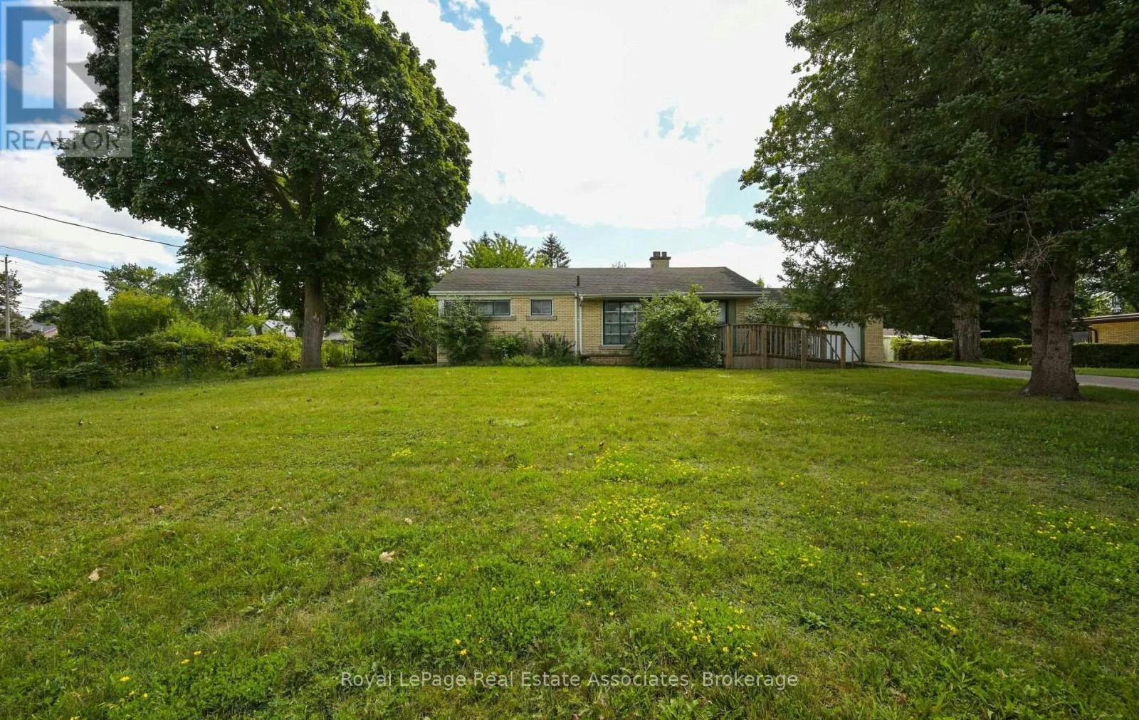 27 Rothsay Avenue, Kitchener, ON, N2B 3A2