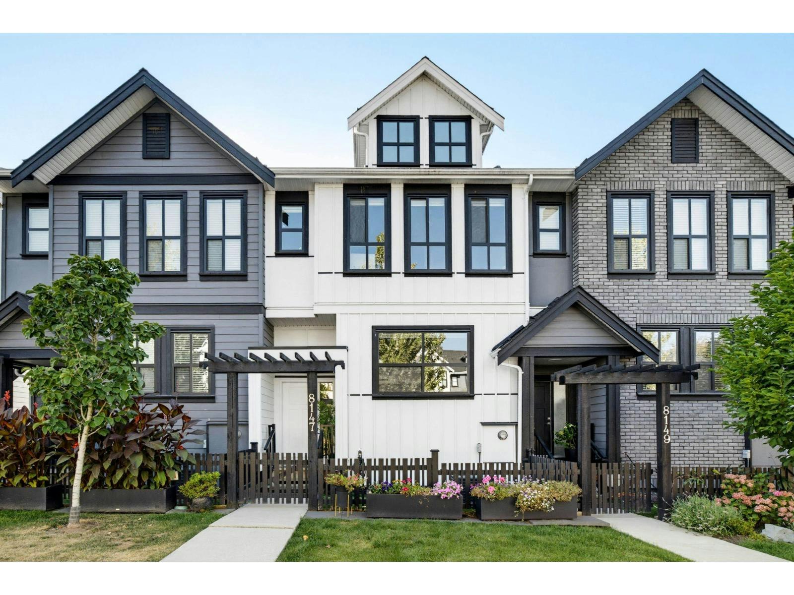8147 202 Street, Langley, BC, V2Y 3K2