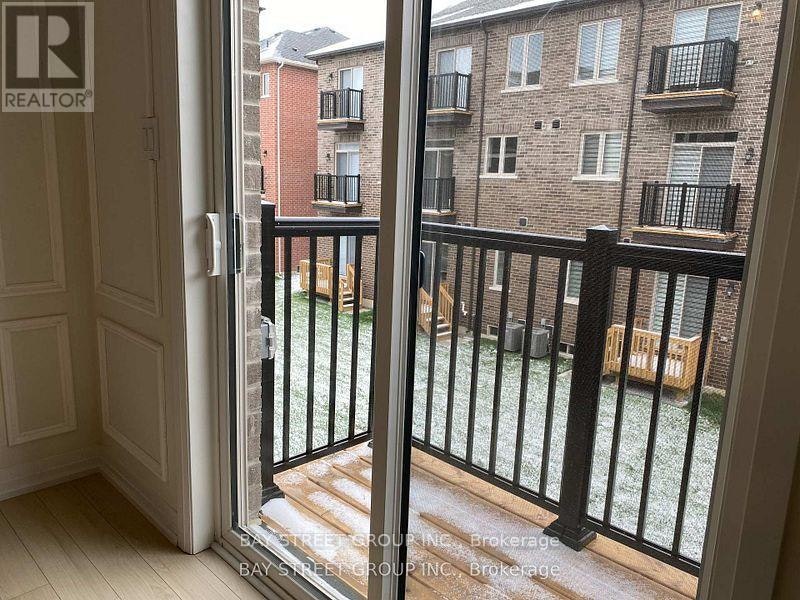1-15 Sissons Way, Markham, ON, L6B 1R2 - 18