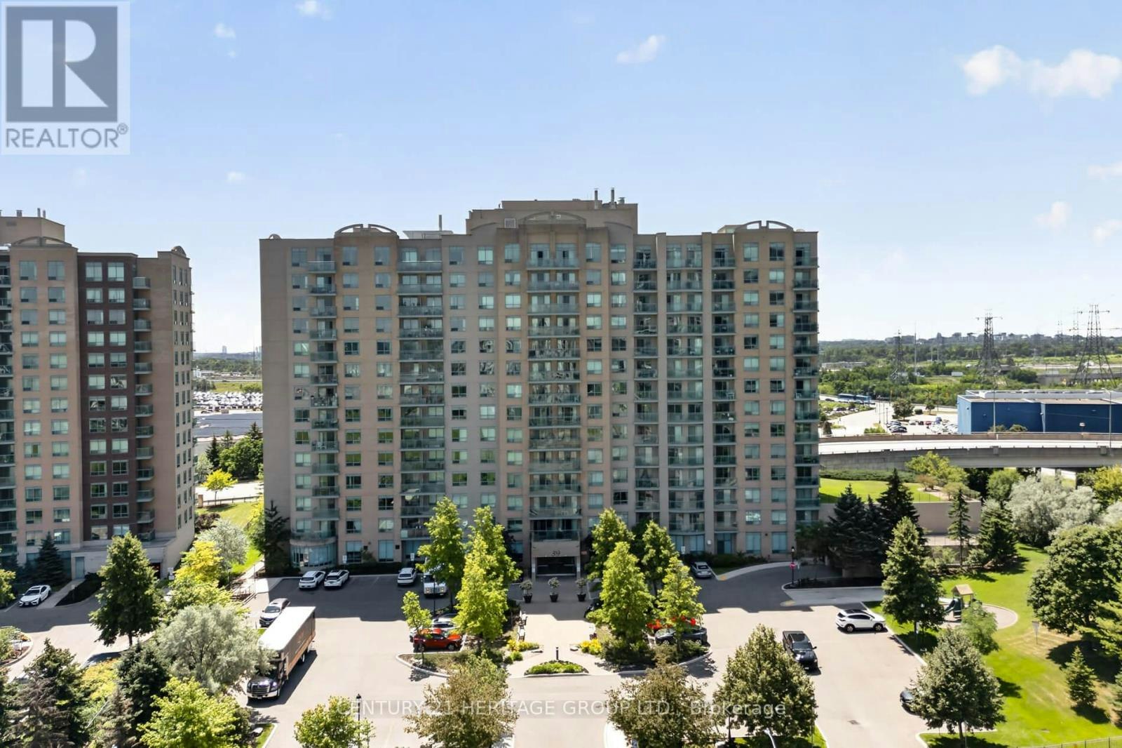 1017-39 Oneida Crescent, Richmond Hill, ON, L4B 4T9