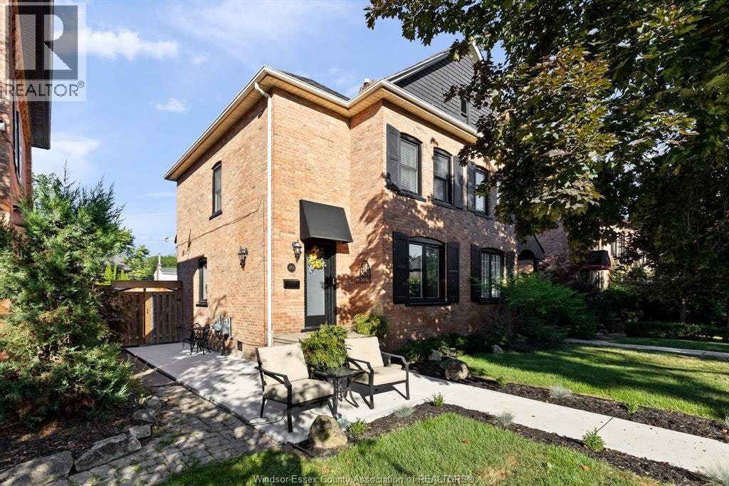 853 Monmouth, Windsor, ON, N8Y 3L5