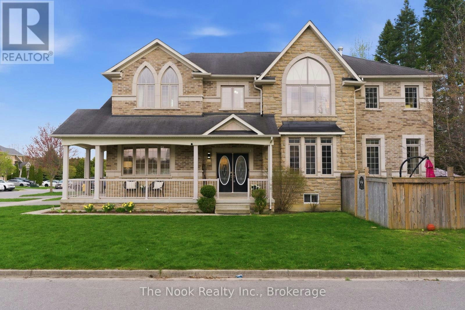 1 Wilbert Hoar Court, Clarington, ON, L1E 0B2