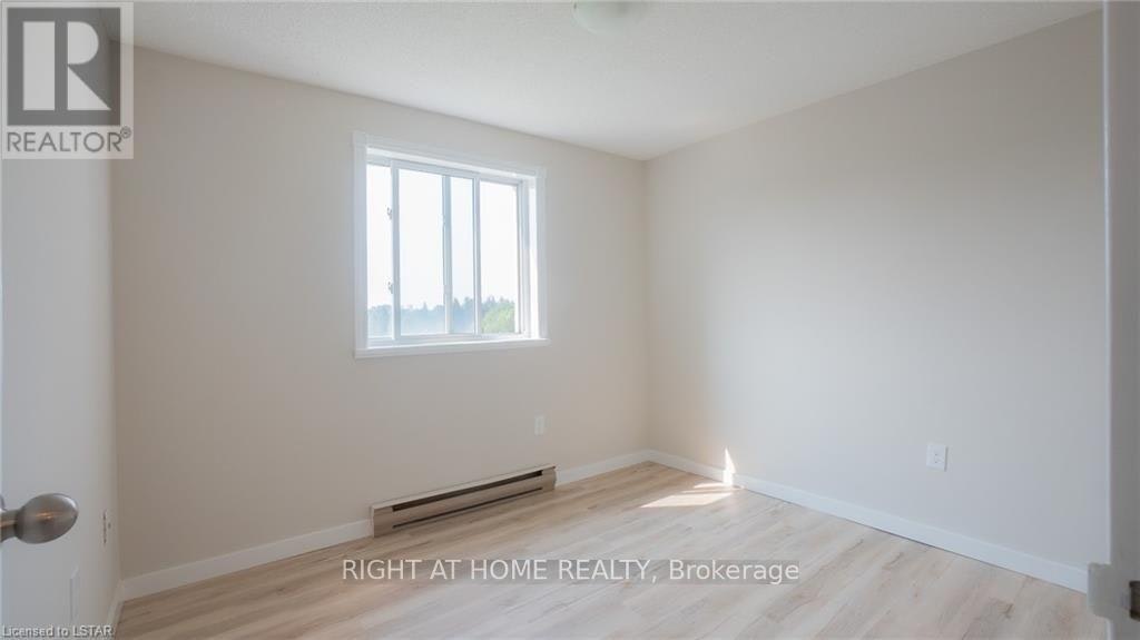 801-986 Huron Street, London, ON, N5Y 5E4 - 24