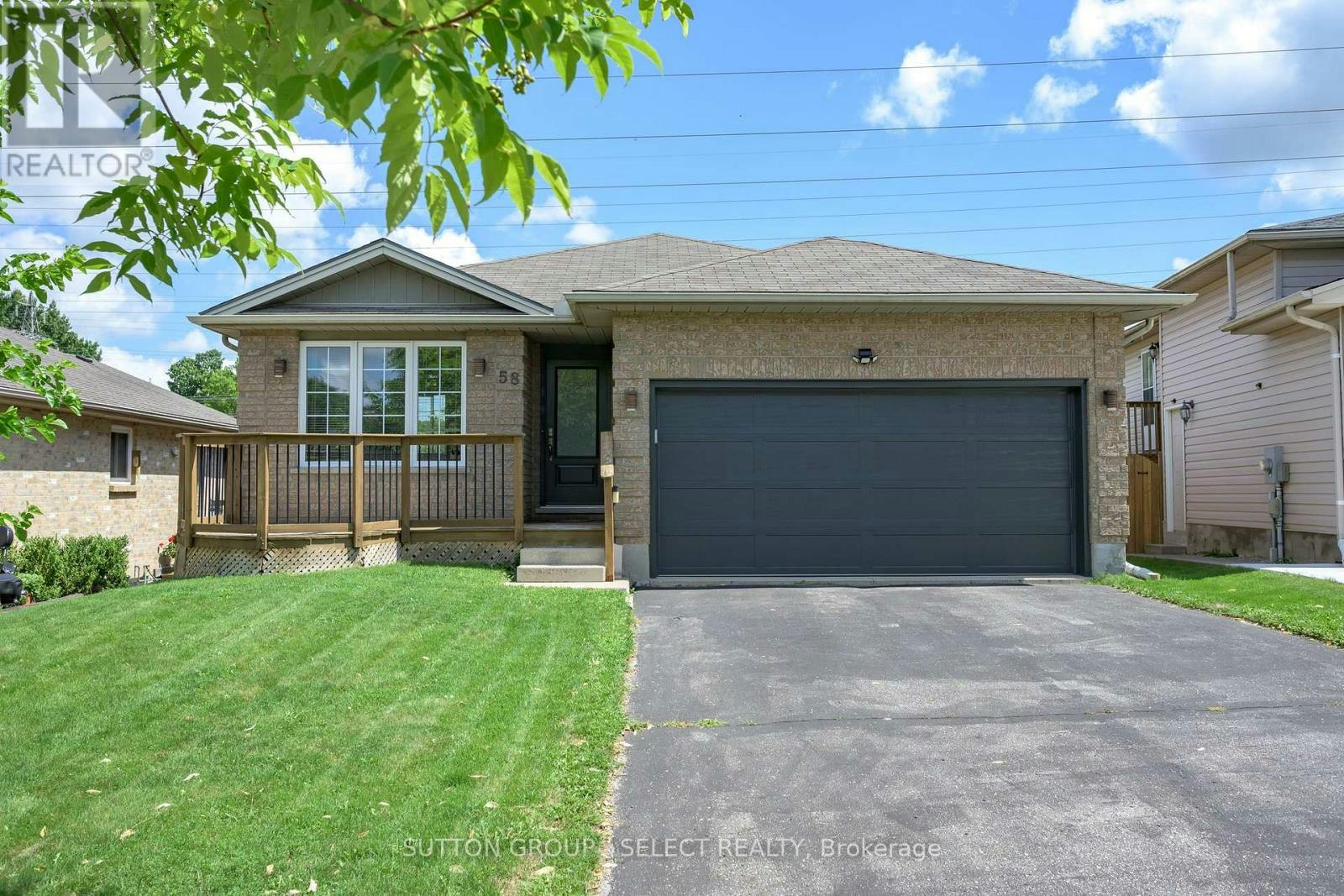 58 Eula White Place, London, ON, N5Z 5C2