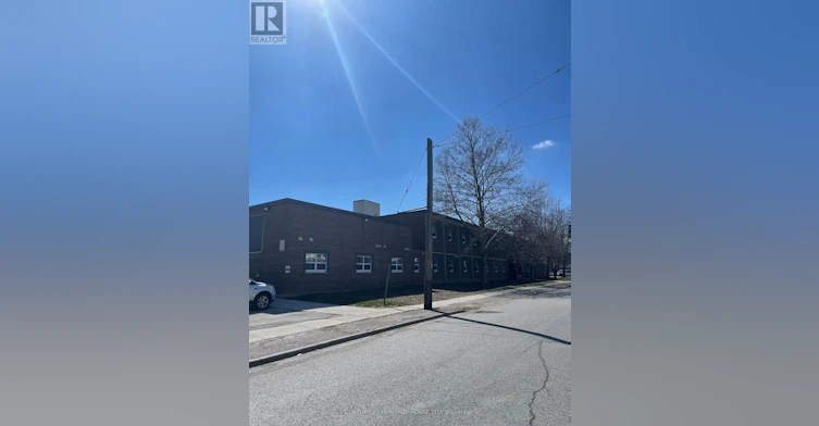 203-50 Scott Street, St. Thomas, ON, N5P 1K6