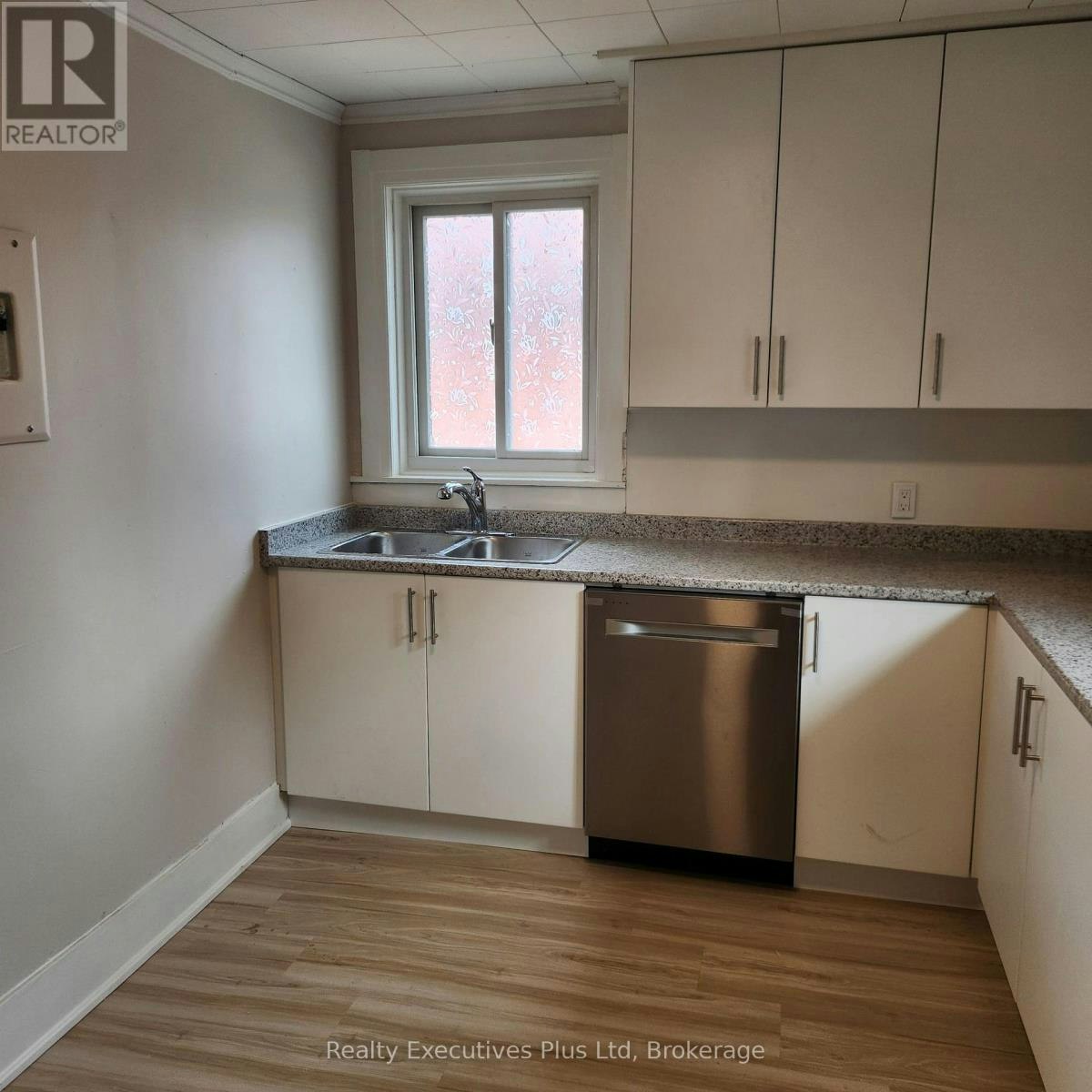 2-439 Manly Street, Midland, ON, L4R 3E6 - 8
