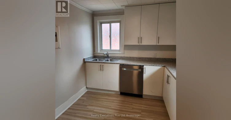 2-439 Manly Street, Midland, ON, L4R 3E6 - 8