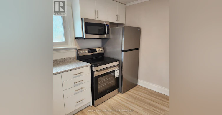 2-439 Manly Street, Midland, ON, L4R 3E6 - 6