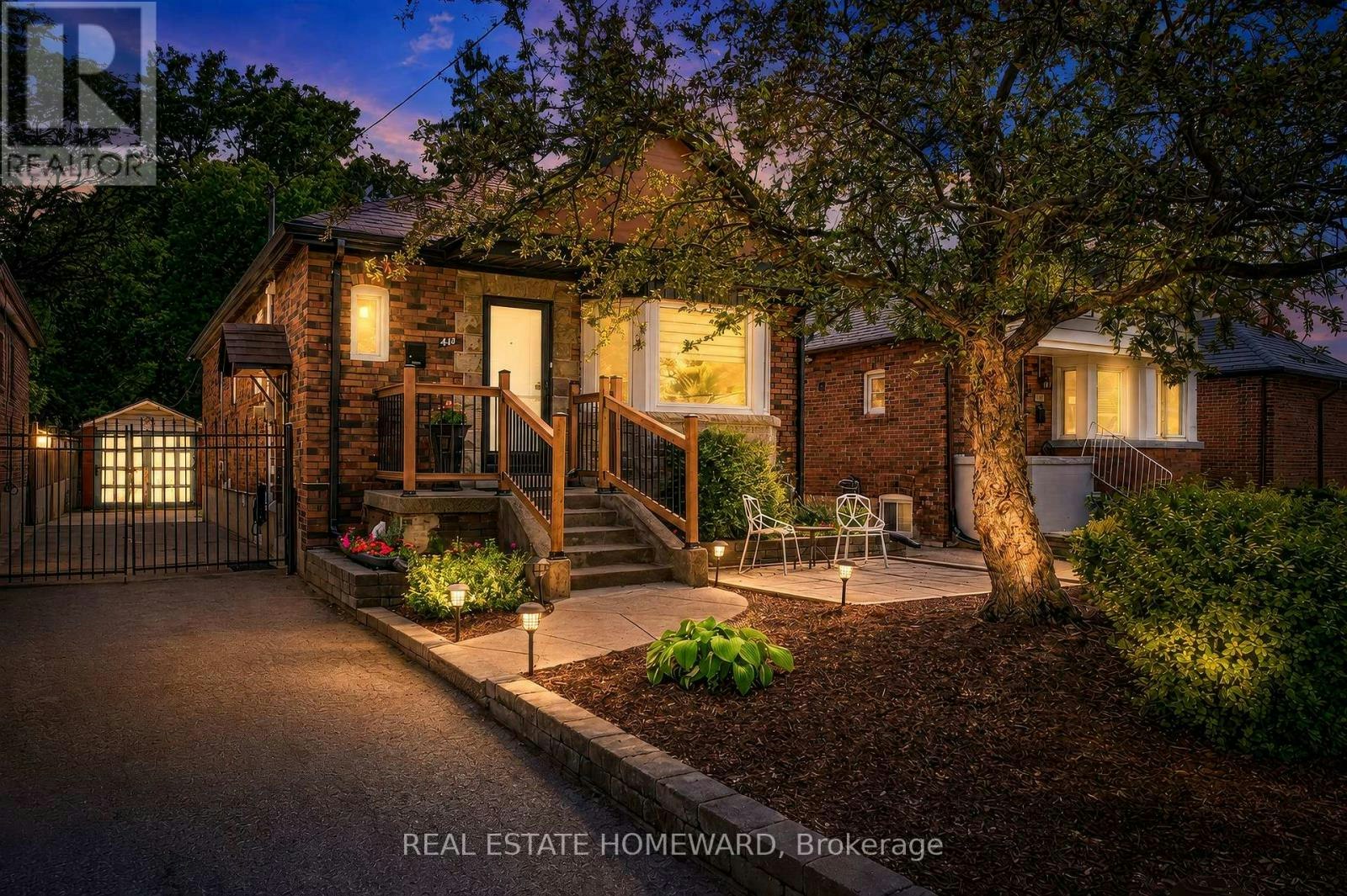 413 O'connor Drive, Toronto, ON, M4J 2W4