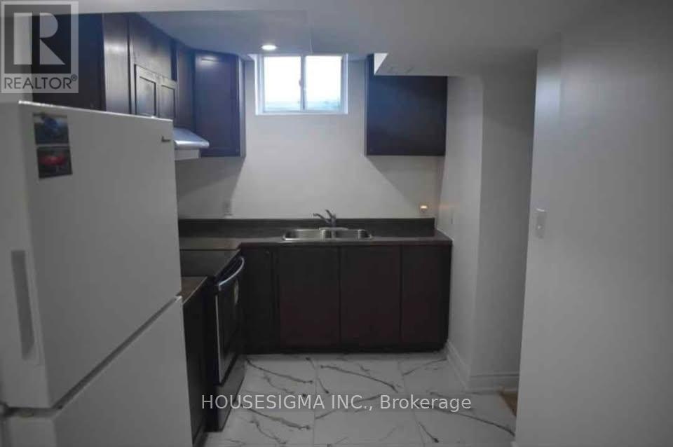 107 Commuter Drive, Brampton, ON, L7A 0P7 - 2